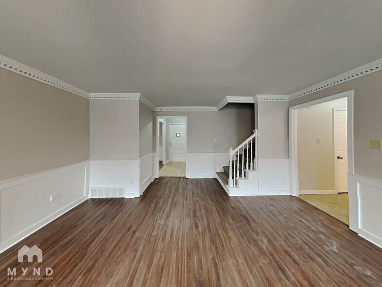Building Photo - 7002 Timber Rise Cove