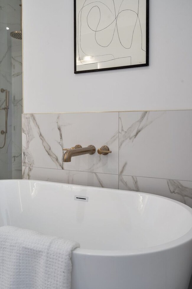 Building Photo - Fully Curated Luxury Residence with Steam Spa & EV Parking - Available Furnished, Flexible Lease ...