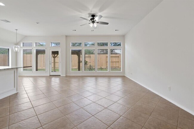 Building Photo - 2707 Oak Pass Ct