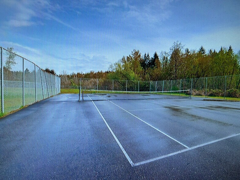 Building Photo - 7841 Egret Dr SE