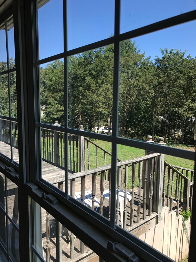 Building Photo - 12 Bramlett Ct