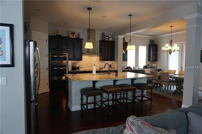 Building Photo - 8631 Laureate Blvd