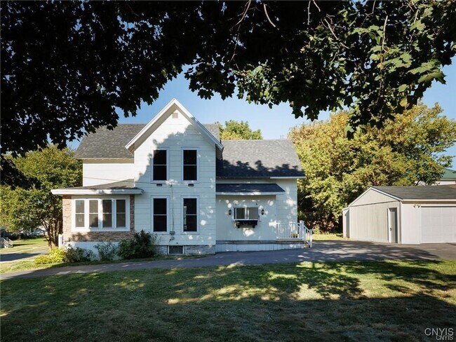 Building Photo - 435 S Hamilton St