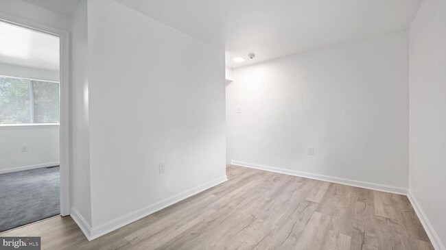 Building Photo - 4389 Pembrook Village Dr