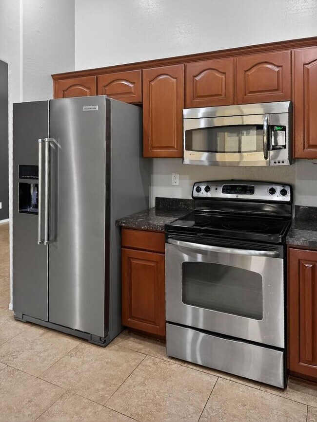 Building Photo - Single level, 4 bed 2 bath in Gilbert