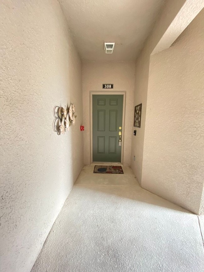 Building Photo - 9435 Myrtle Creek Ln