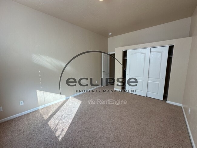 Building Photo - 2508 Pierce Ave