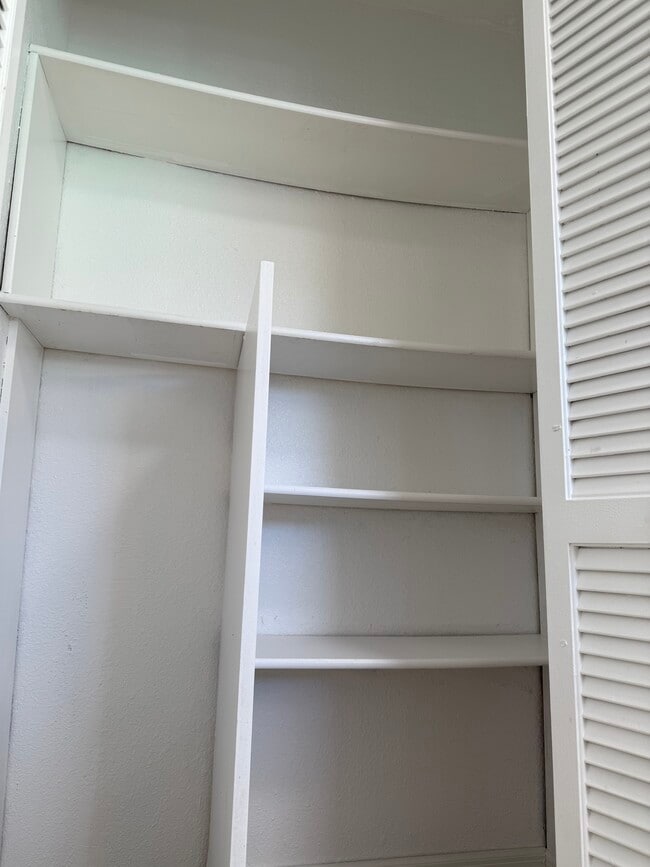 Building Photo - 874 Duplex