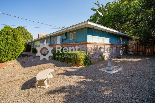 Building Photo - !!CALL US TODAY AT (505) 808-6467 TO SCHEDULE A VIEWING AND MAKE THIS YOUR NEW HOME!!