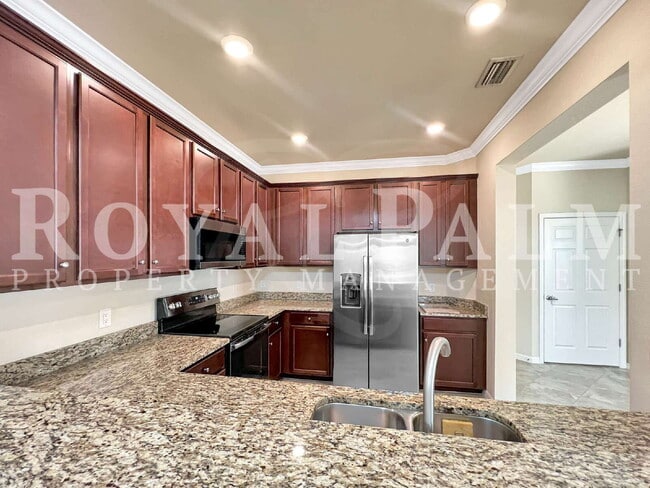 Building Photo - 8895 Via Isola Court