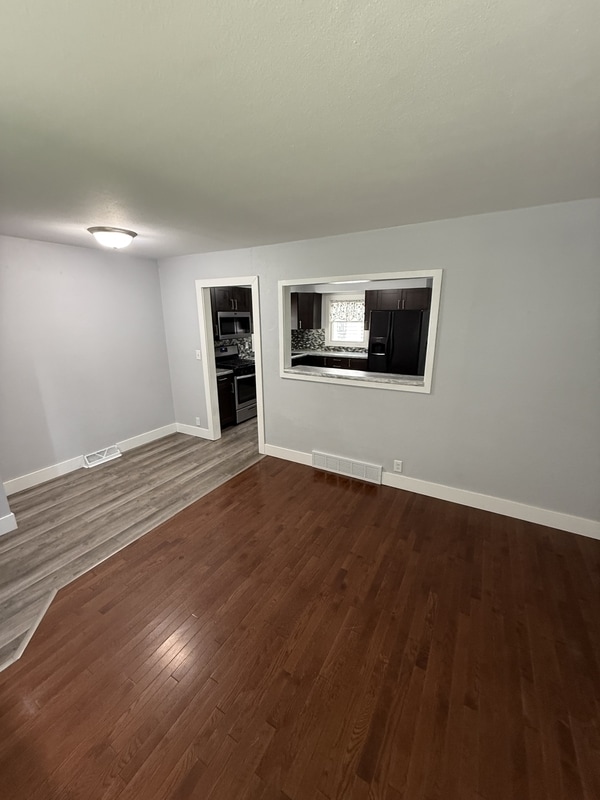 Building Photo - 428 Hilltop Rd