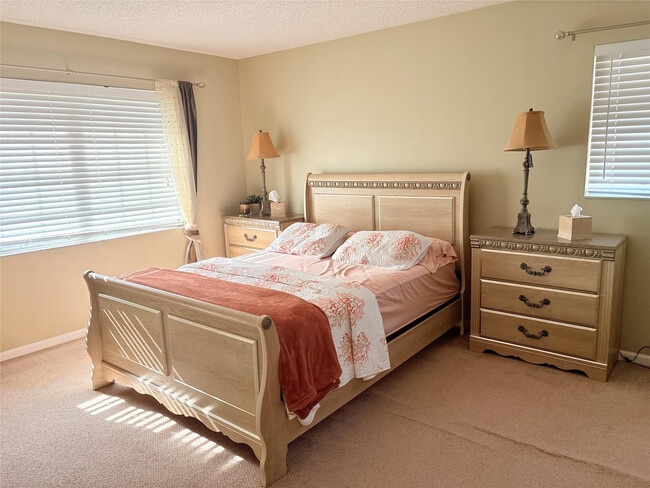 Building Photo - 60 SW 5th Ave