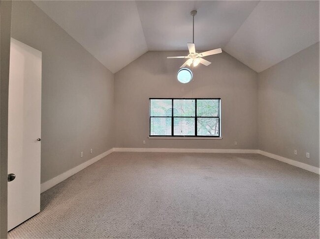 Building Photo - 2515 Brinkman St