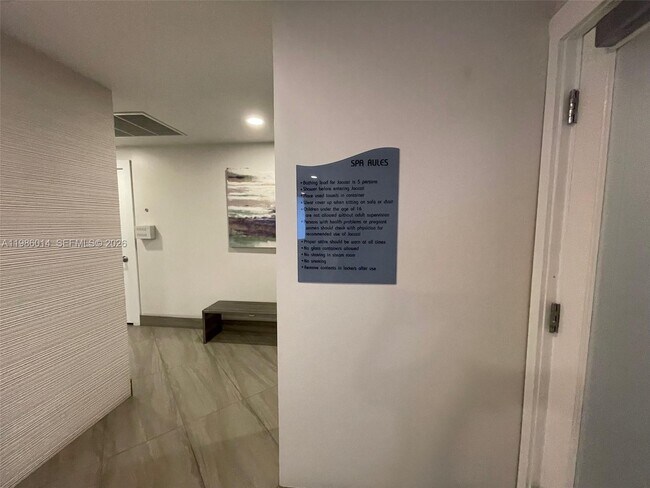 Building Photo - 20281 E Country Club Dr