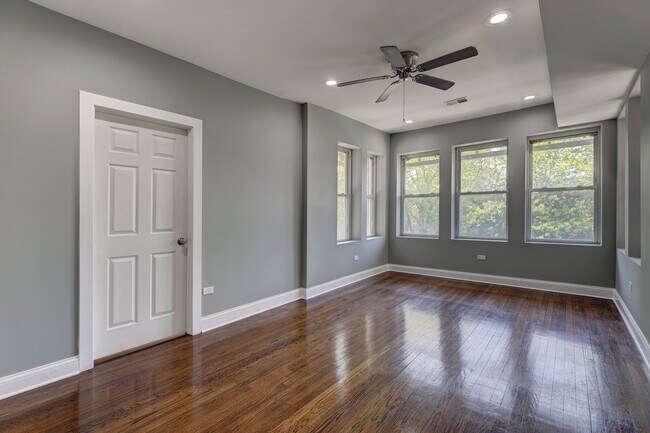 Building Photo - 6723 S Chappel Ave
