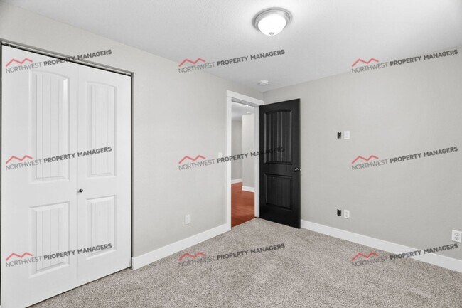 Building Photo - STATUS: AVAILABLE | R37 | $2495