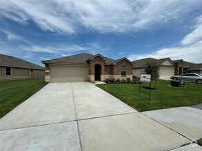 Building Photo - 209 Blanco Dr
