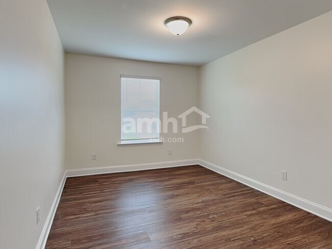 Building Photo - 3264 Brierhill Rd