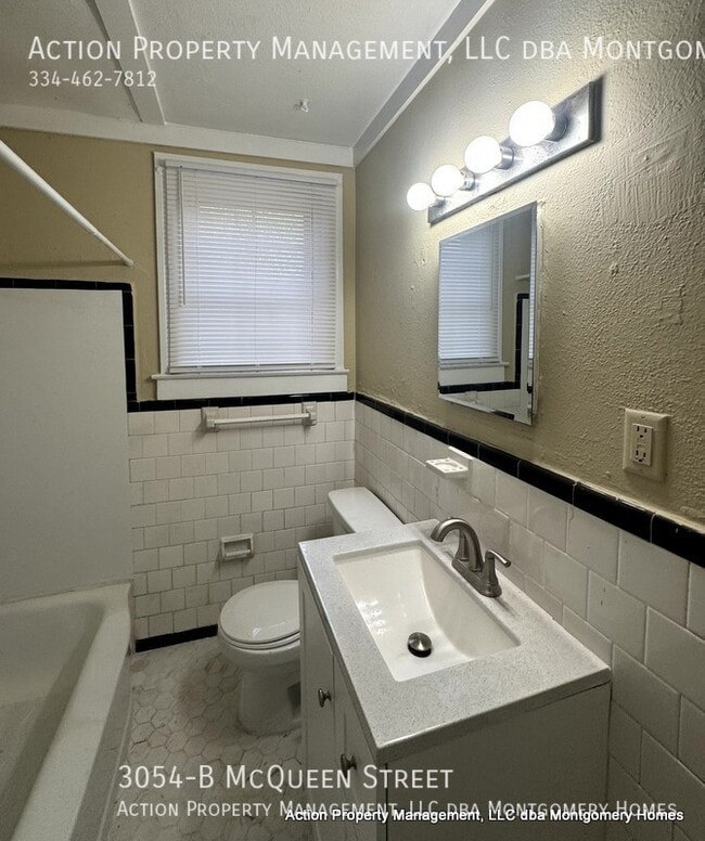 Building Photo - 3054 McQueen St