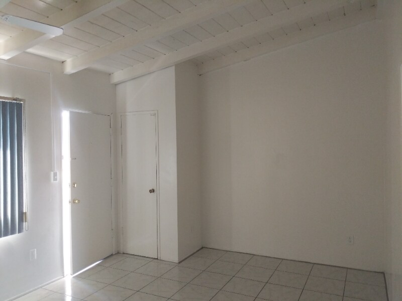 Building Photo - 7002 Linda Vista Rd