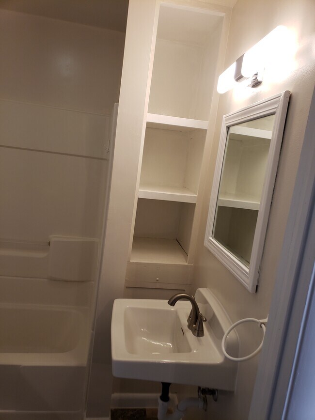 38 N Fulton St 38 N Fulton St Auburn NY 13021 Apartment Finder