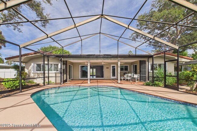 Building Photo - 778 Nassau Rd