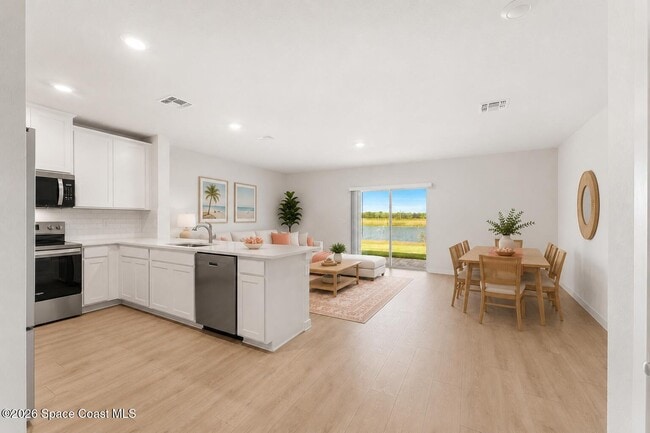 Building Photo - 9734 Venetian Sq