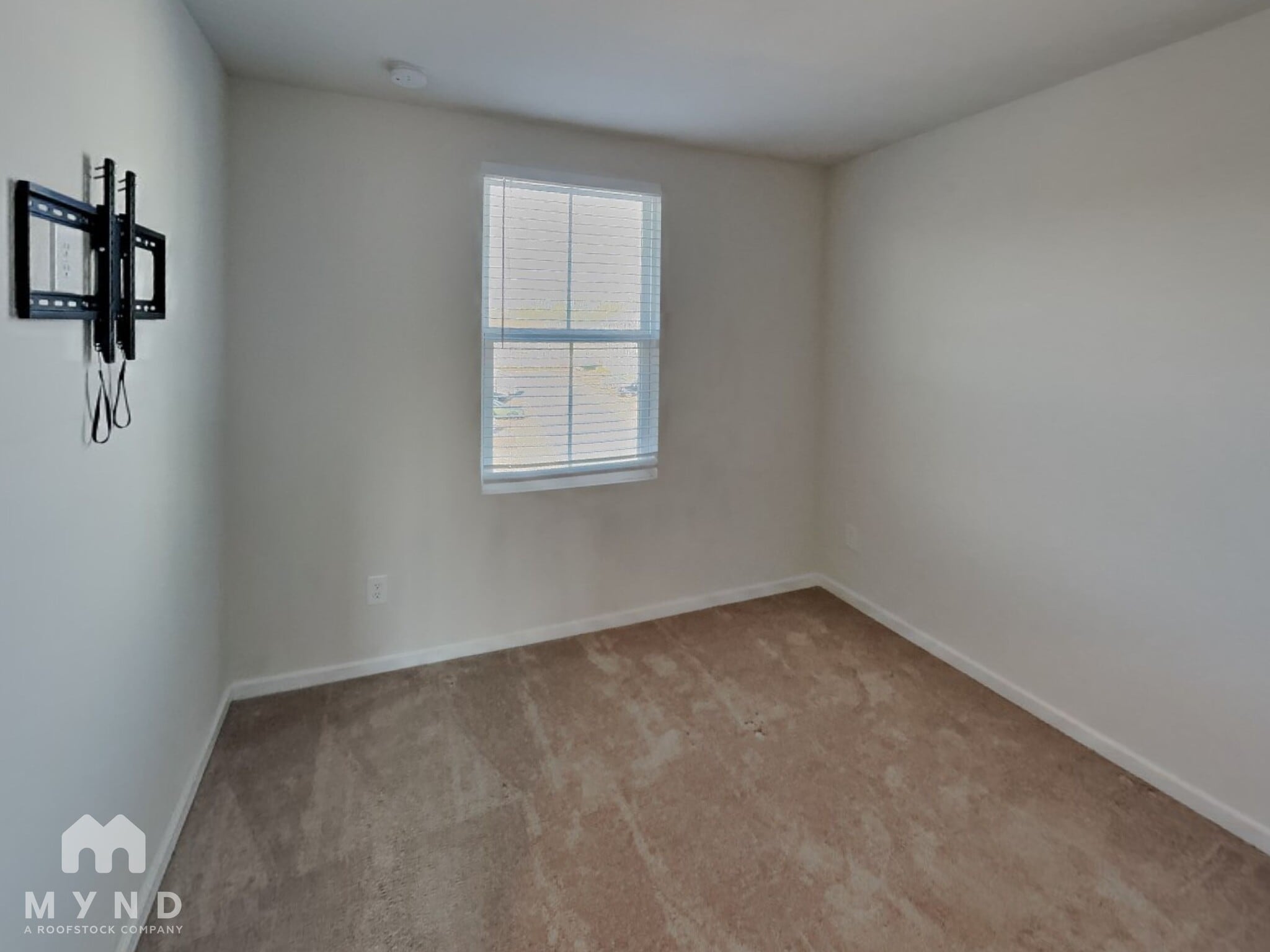 Building Photo - 2409 Fathom Wy