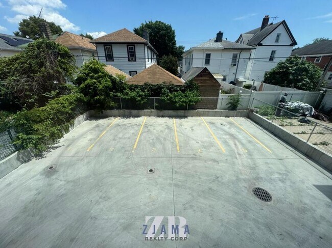 Building Photo - 2 bedroom in BROOKLYN NY 11210