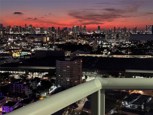 Building Photo - 101 20th St