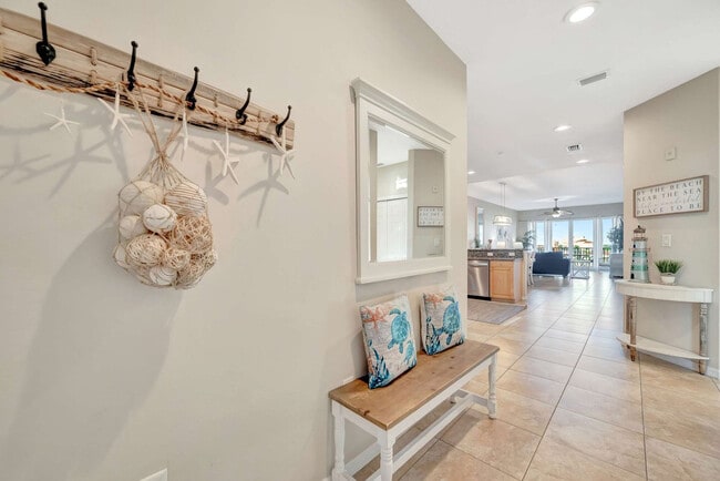 Building Photo - 530 S Gulfview Blvd