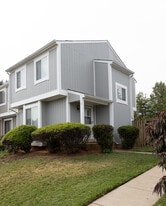 Building Photo - 15 Sugarland Square Ct