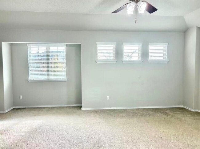 Building Photo - 17612 Bridgefarmer Blvd