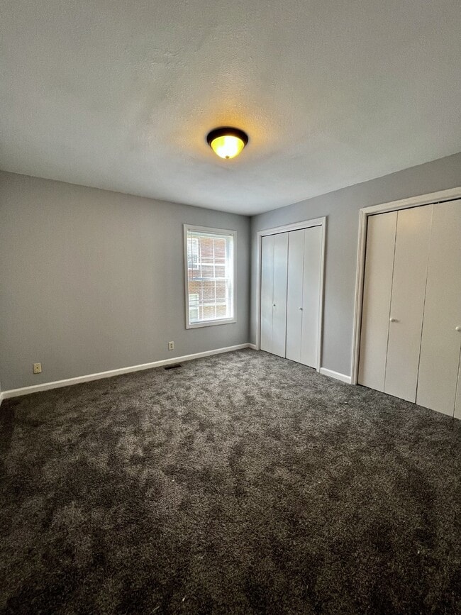 Building Photo - 374 JACK MILLER BLVD UNIT A CLARKSVILLE, TN 37042