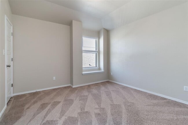 Building Photo - 137 Gray Wolf Dr