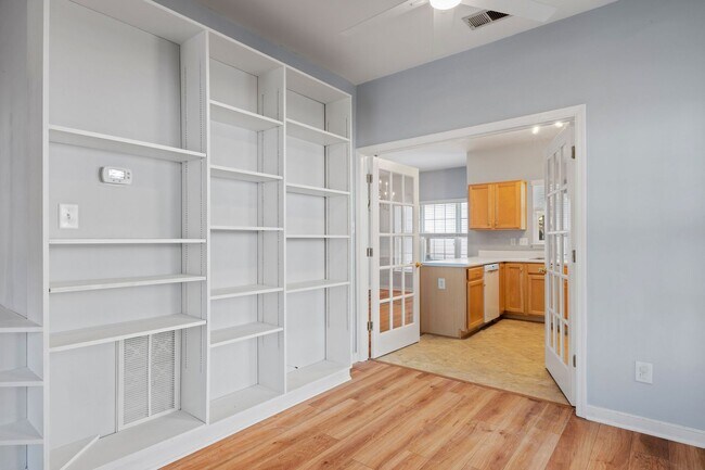 Building Photo - 5507 Millstream Ln