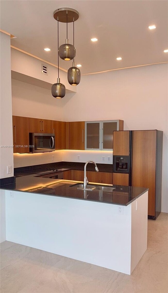 Building Photo - 335 S Biscayne Blvd