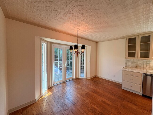 Building Photo - Welcome to your dream home in the heart of...