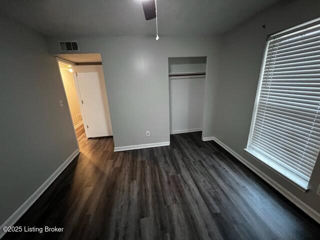 Building Photo - 5505 Baywood Dr