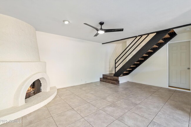 Building Photo - 10420 North 11th St