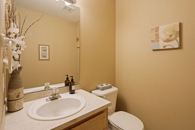 Building Photo - 3186 NW Quiet River Ln