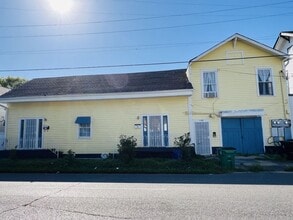 Building Photo - fjp1108-1112