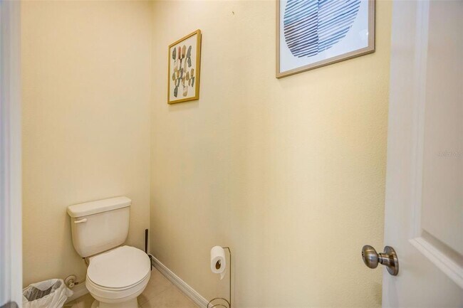 Building Photo - 33995 Astoria Cir