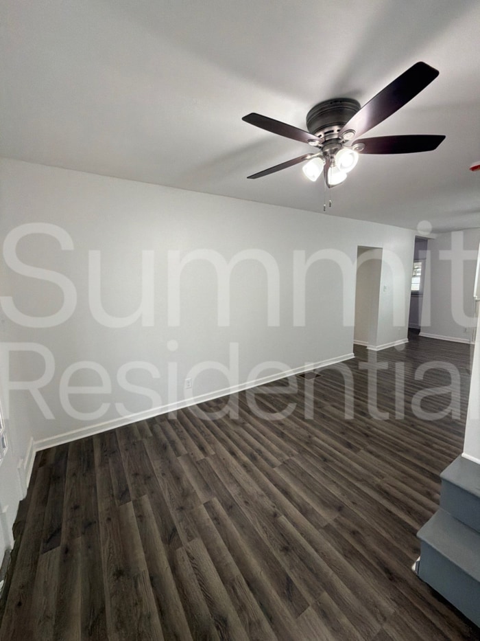 Building Photo - 2826 Taylor Blvd