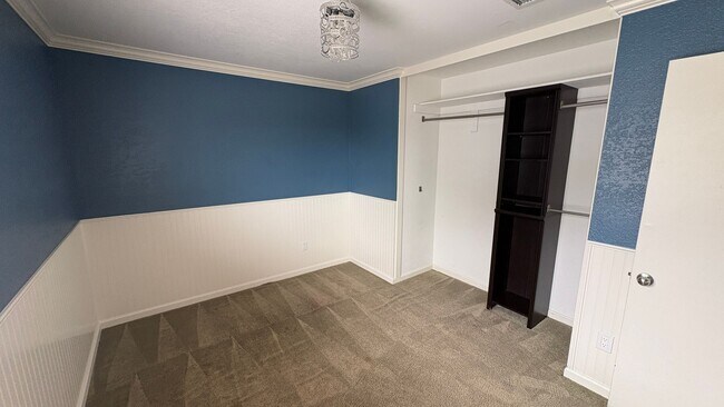 Building Photo - Spacious 4-Bedroom Home Near Centennial High School in Corona