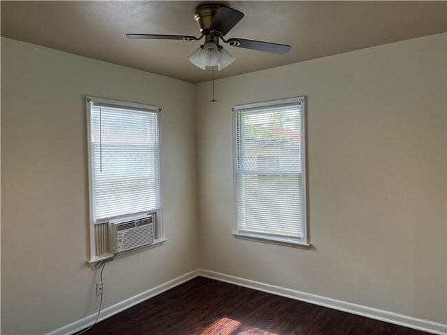 Building Photo - 1749 Bernandino St