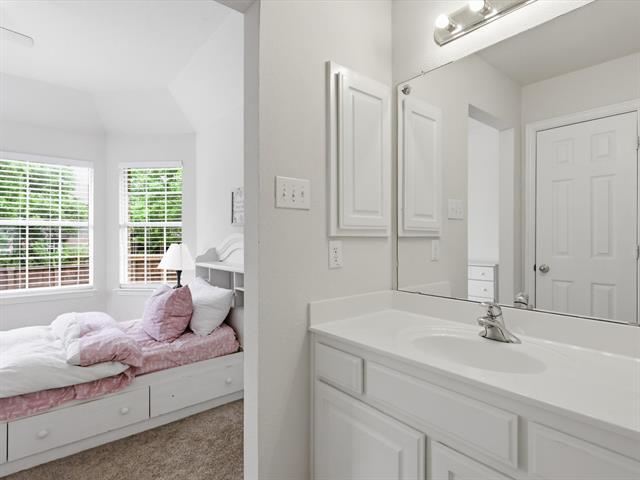 Building Photo - 8405 Arbor Creek Ln