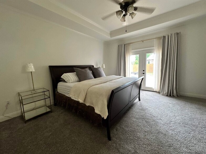 Building Photo - 37313 Mindy Wy Ave