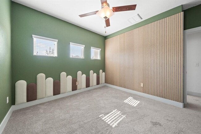 Building Photo - 1406 Casa Dr