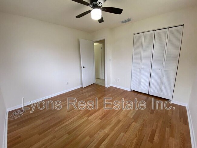 Building Photo - 431 Hancock Bridge Pkwy